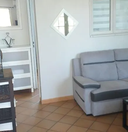 Sur Le Quai De Port Frejus Apartment Exterior photo